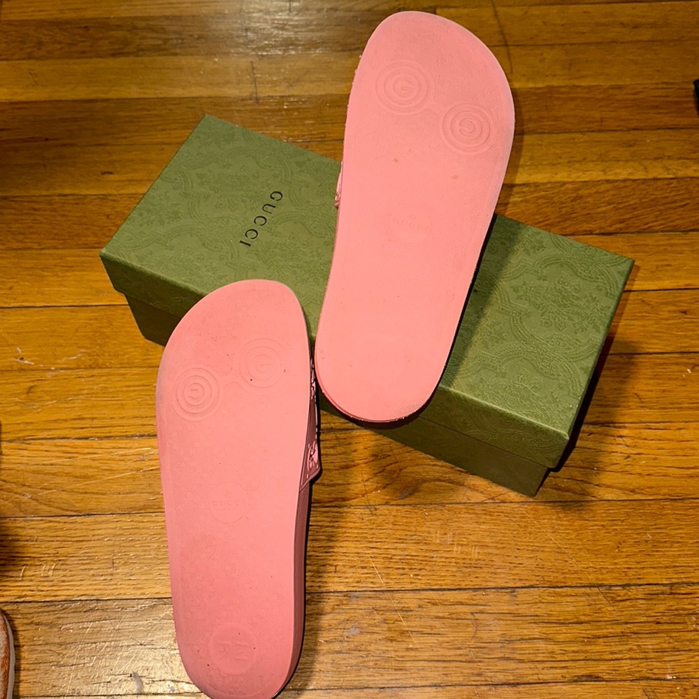 GUCCI SLIDES - Picture 2 of 3